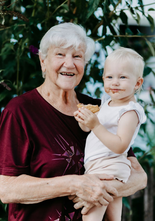 Sophie und Oma Hanni vom Greflgut